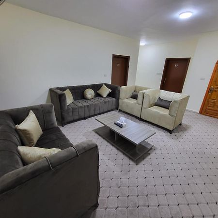 Petra Hills House Hostel Wadi Musa Exterior photo