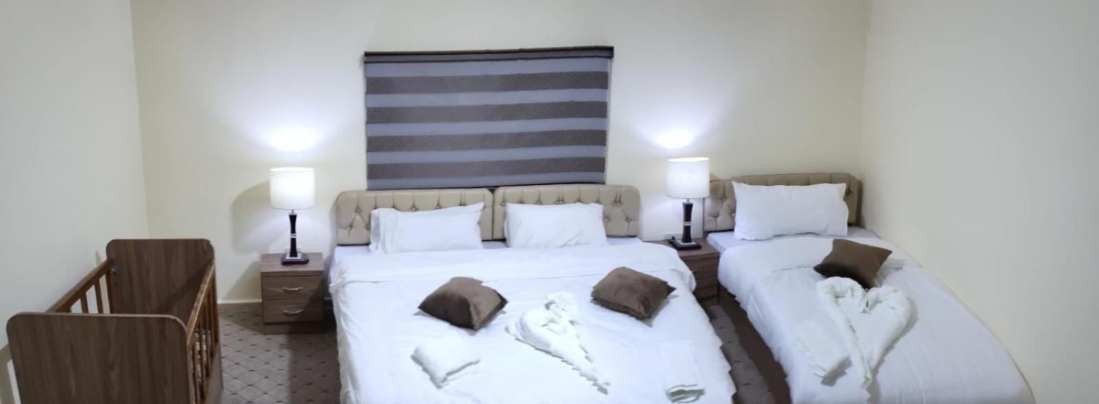 Petra Hills House Hostel Wadi Musa Exterior photo